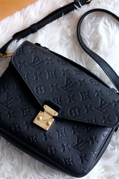 louis vuitton pochette metis uk price